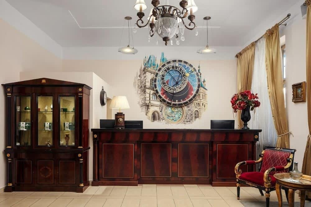 EA Embassy Prague Hotel 3