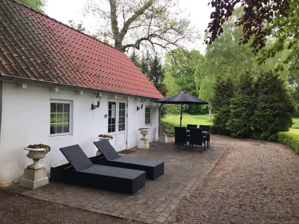 Hvedholm Slotshotel 1