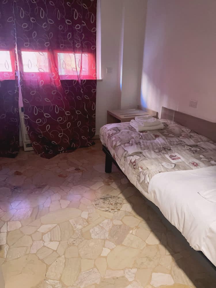 HOTEL BISSI 2
