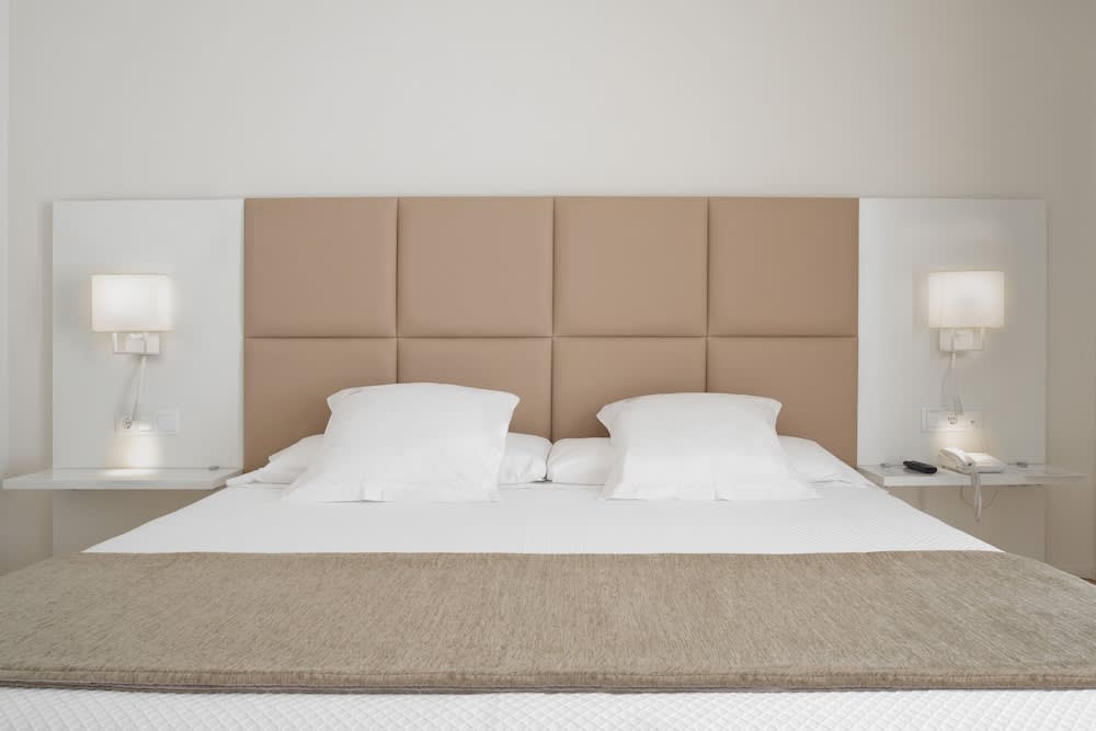 Hotel Pirineos Figueres by Pierre & Vacances 2