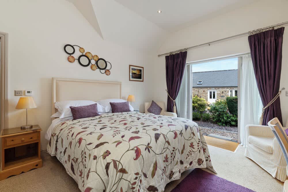 Canaston Oaks 1