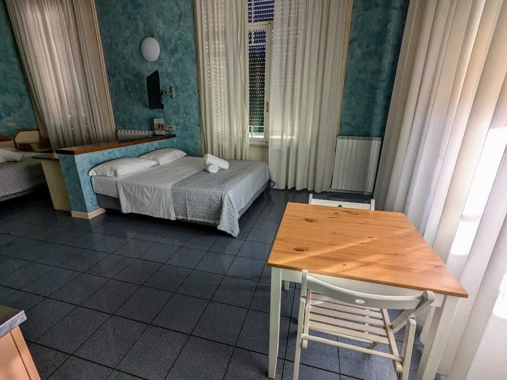 Hotel Soggiorno Athena 5