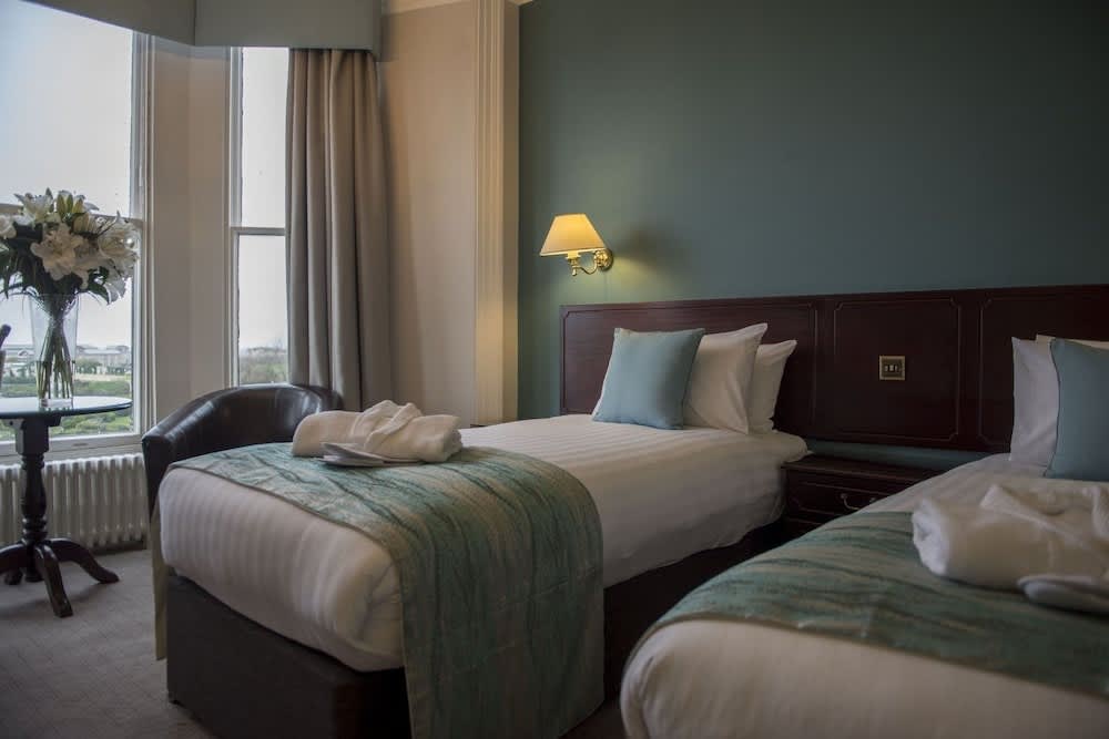 Royal Clifton Hotel 4