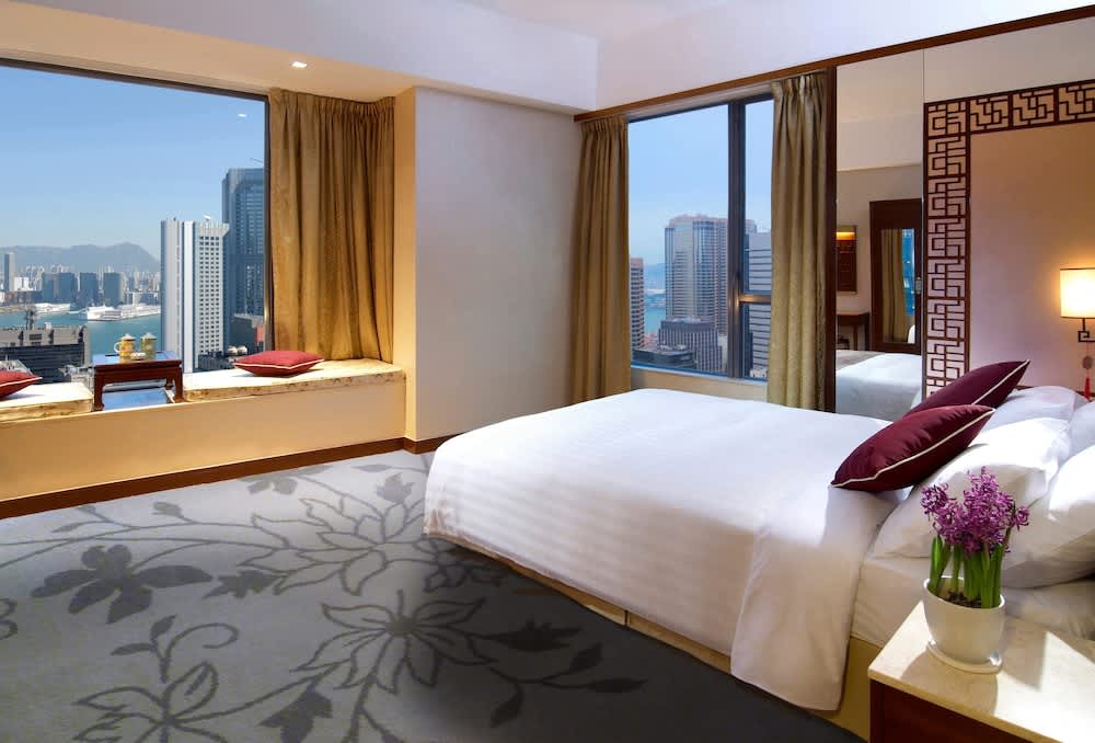 Lan Kwai Fong Hotel - Kau U Fong 1