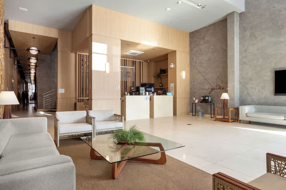 Hilton Garden Inn Praia Brava 2