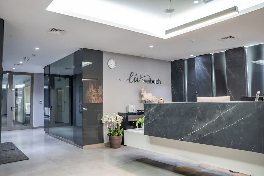 Liv Weibdeh Hotel Suites 2