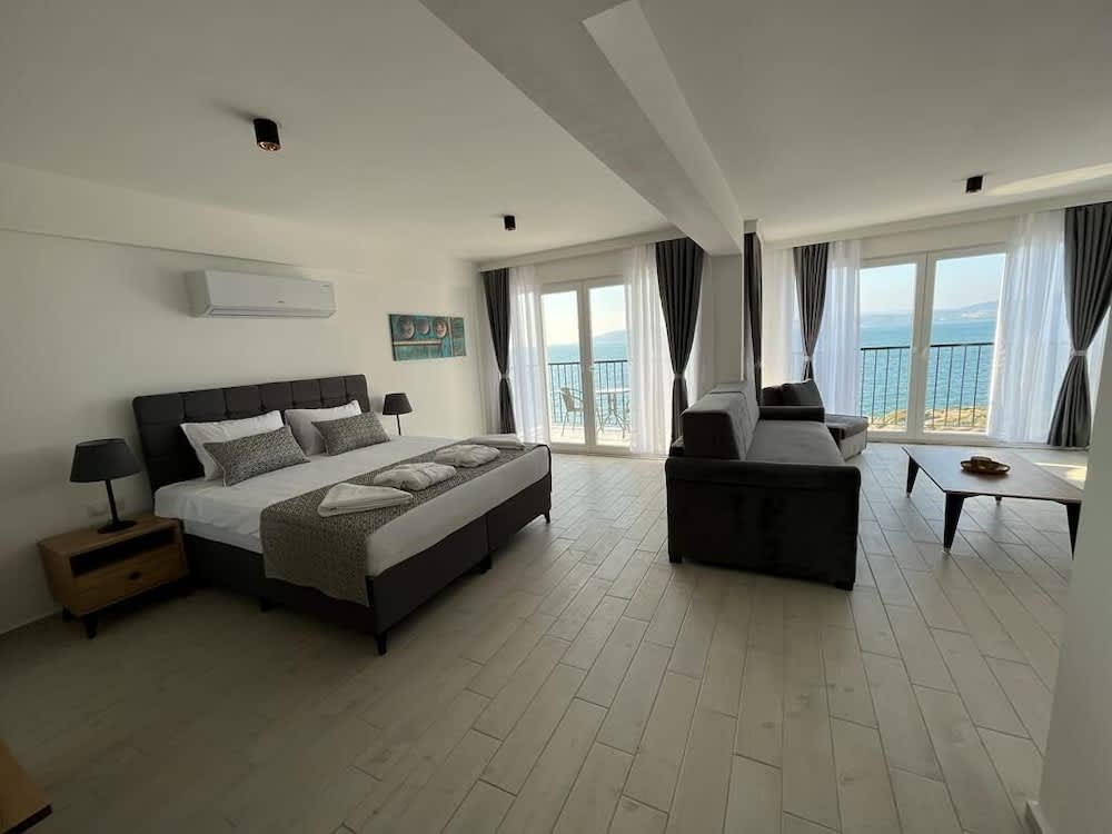 Ni Marin Hotel 1