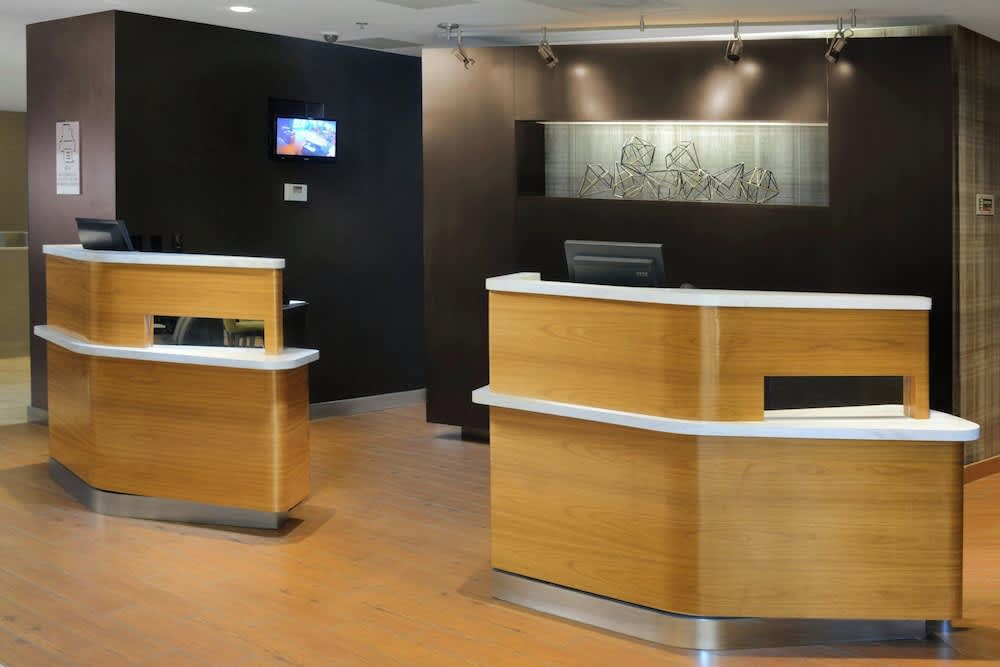 Courtyard by Marriott Dallas Plano Parkway at Preston Road 2