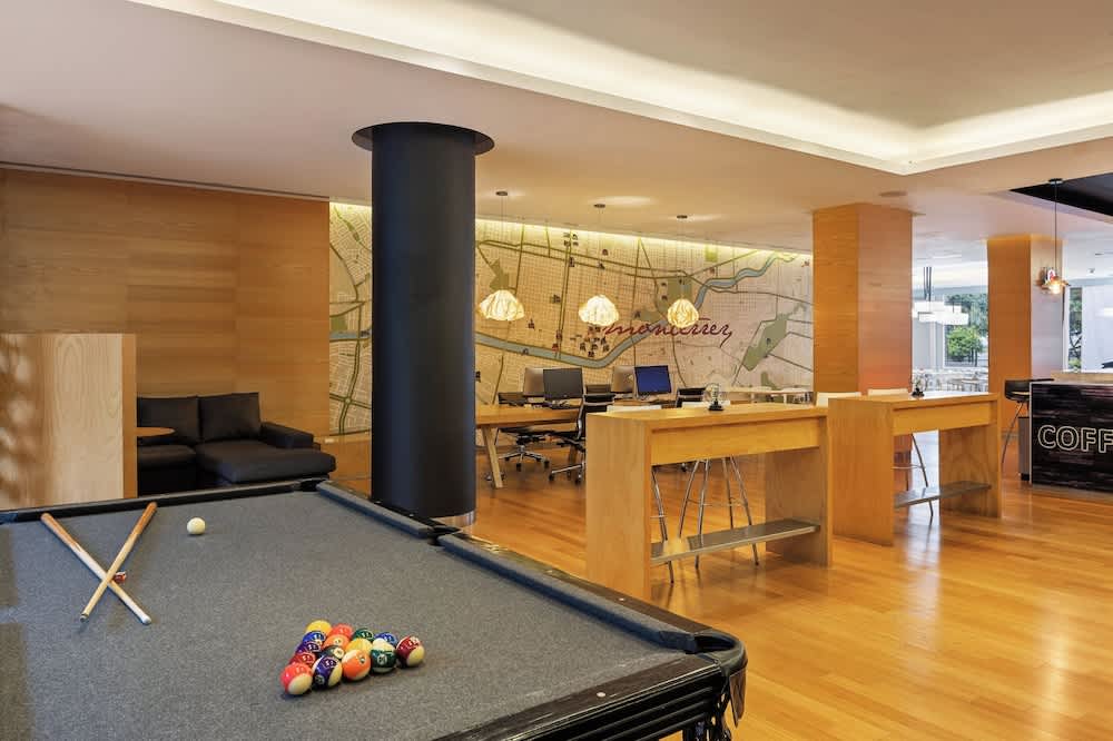 Fiesta Inn Monterrey Valle 5