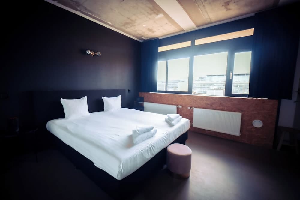 Urban Hotel The Golden Stork 3