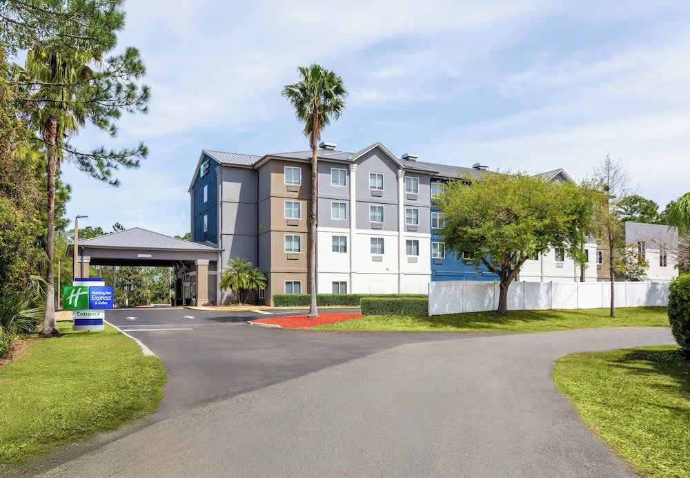 Holiday Inn Express & Suites ORMOND BEACH - NORTH DAYTONA by IHG 1
