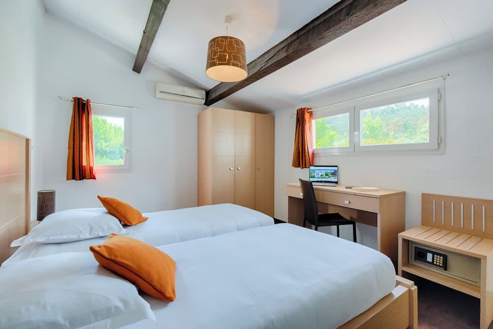 Comfort Aparthotel Mandelieu la Napoule Village 3