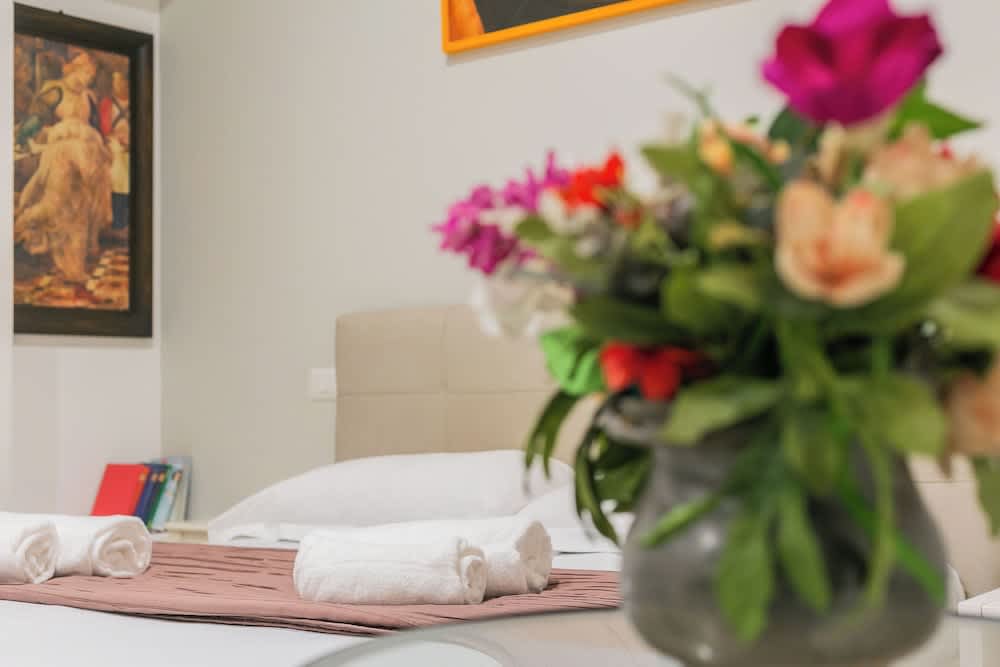 Bari Red Rooms by Wonderful Italy 3