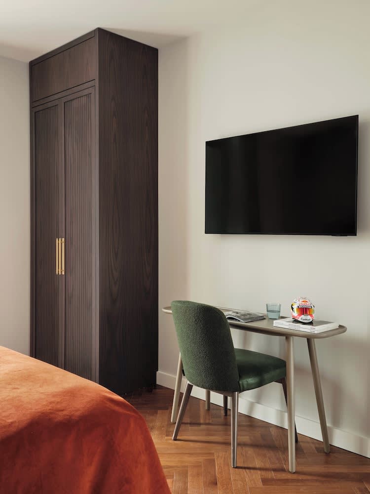 Escapade Silverstone 1