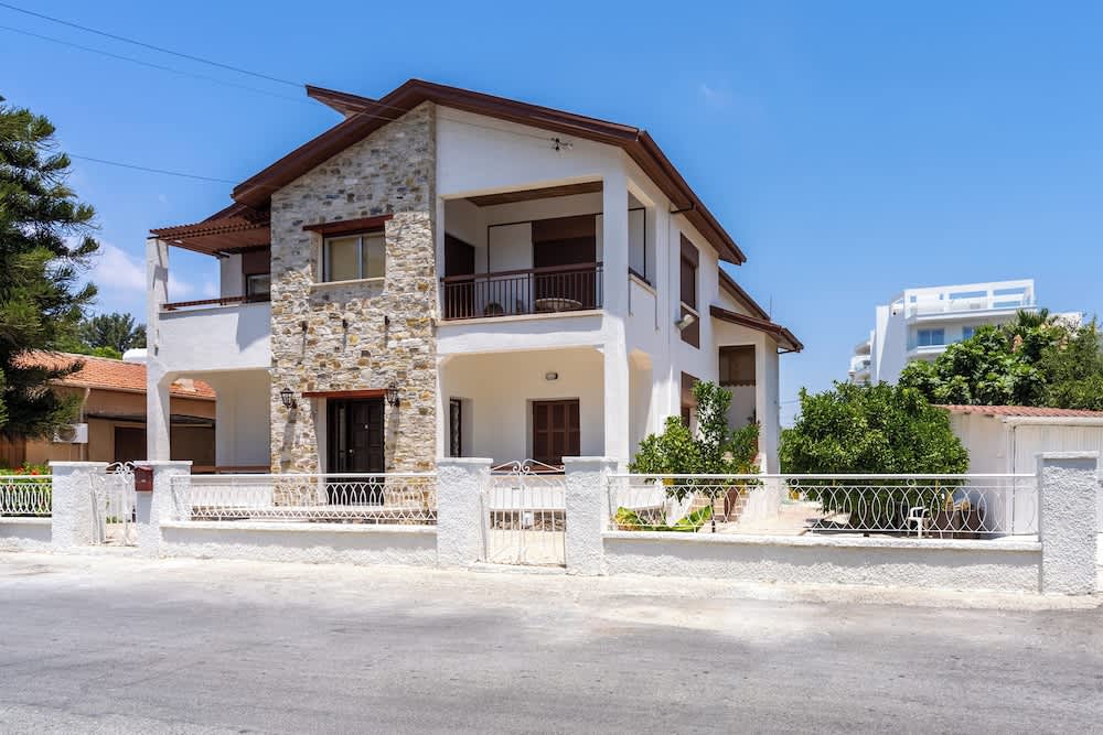 Aura 2-Bedroom Apartment in Larnaca 1