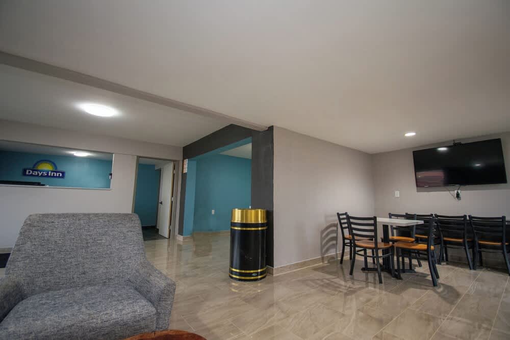 Days Inn by Wyndham Caddo Valley Arkadelphia 2