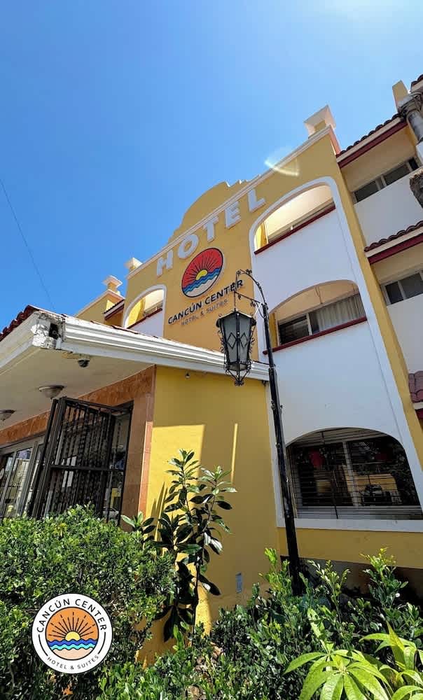 Suites Cancun Center 1