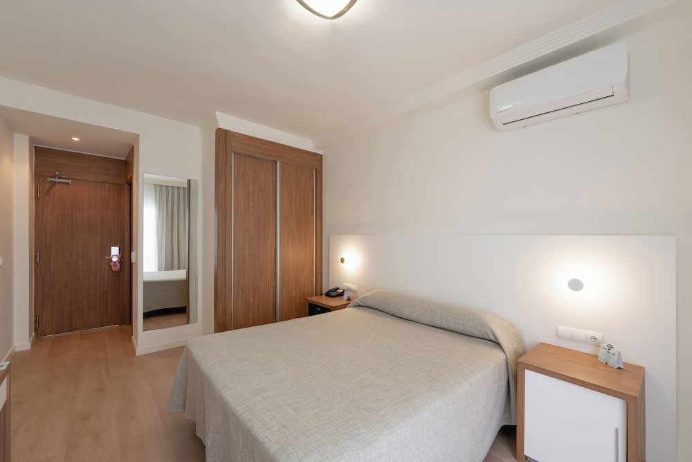 Hotel RH Riviera - Adults Only 4