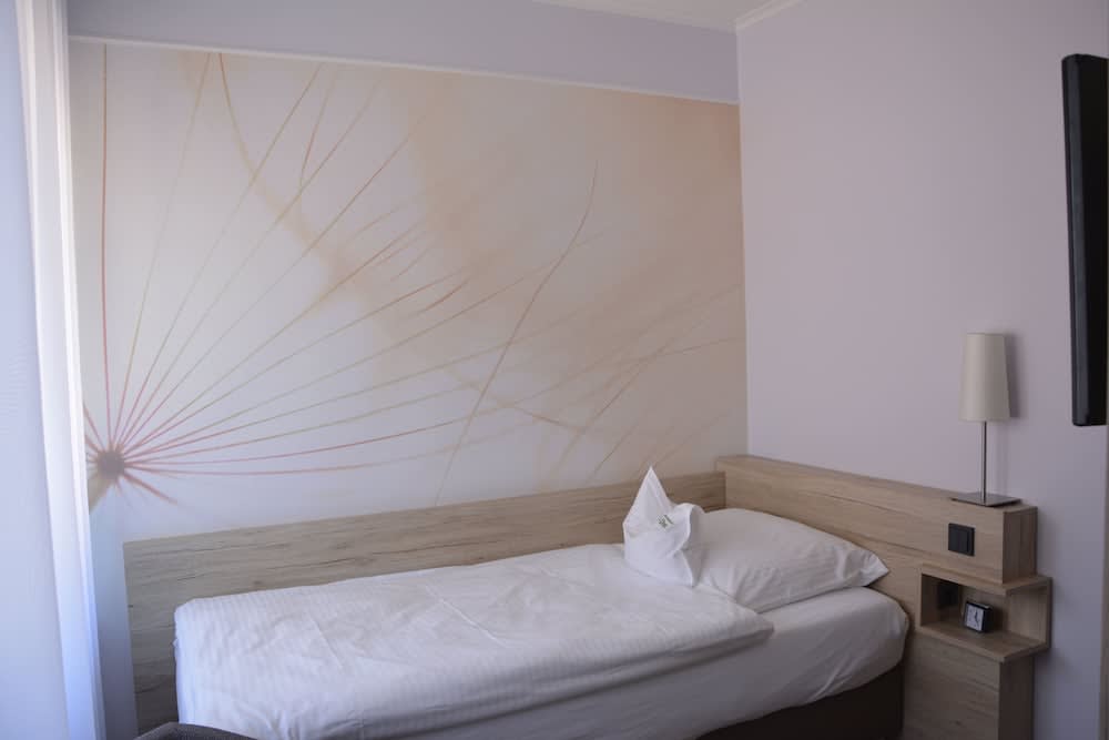 Hotel Restaurant "Zur Post" 2
