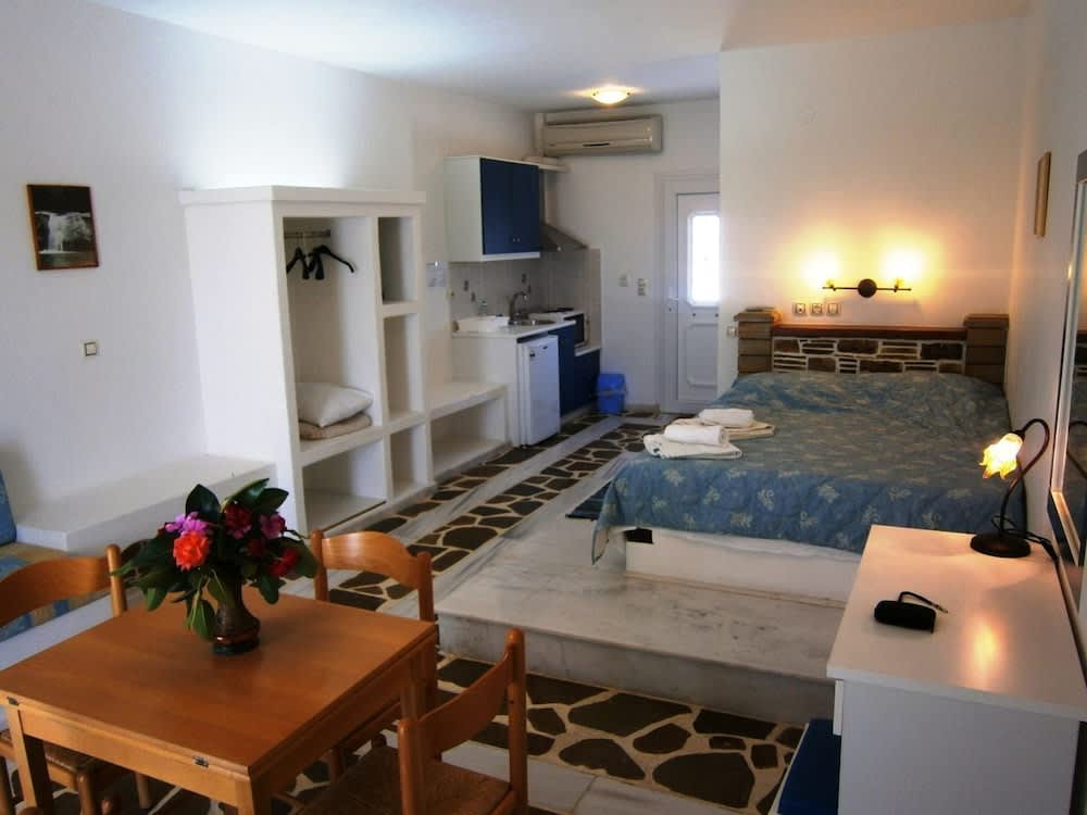 Saint George's Hotel 5