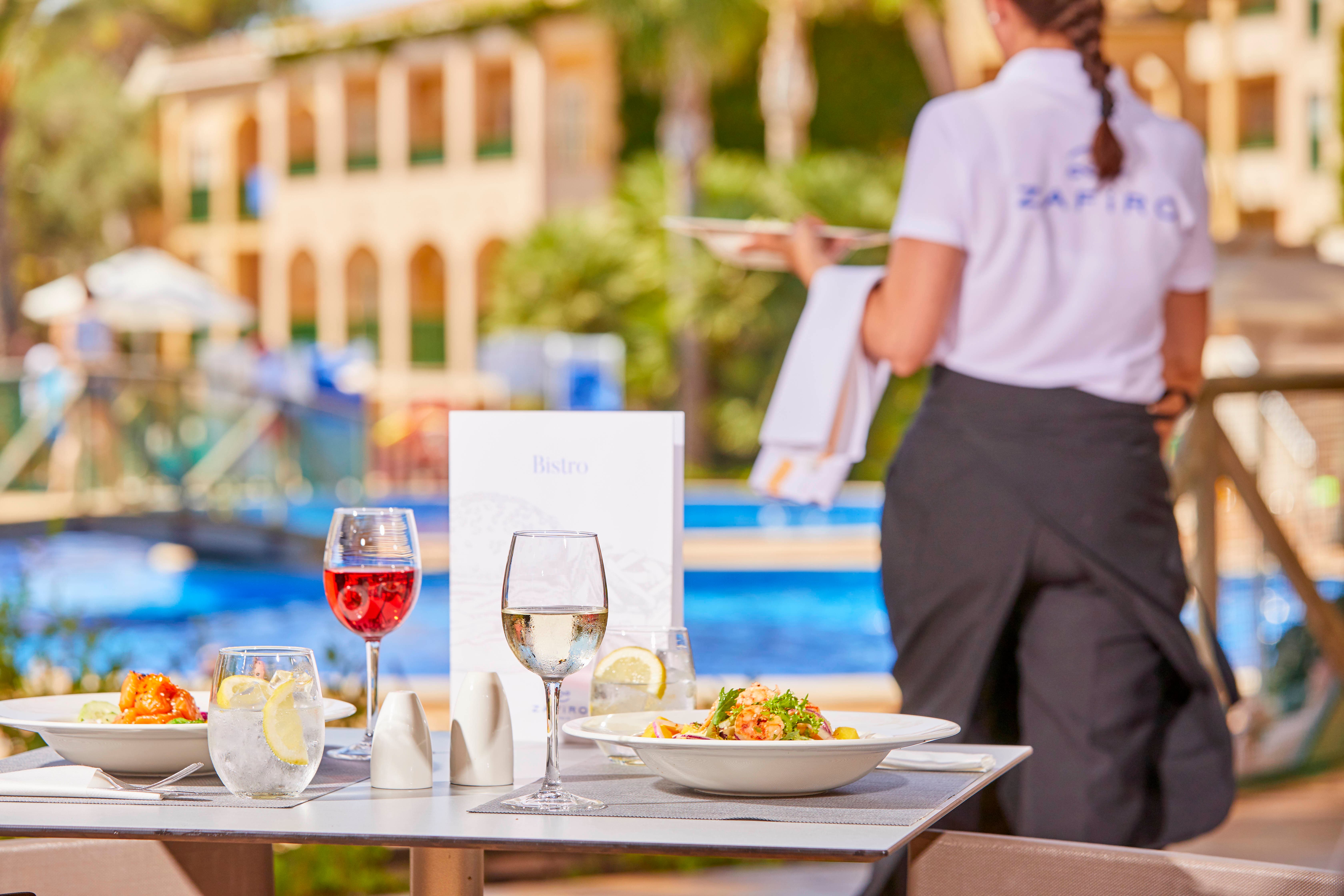 Zafiro Cala Mesquida 2