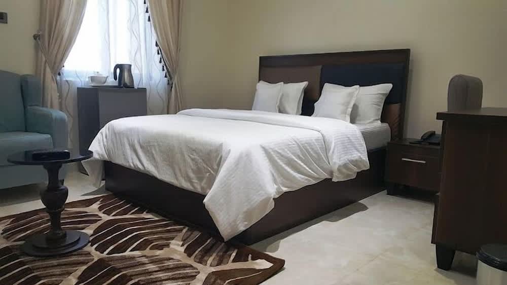 Olive Court 2