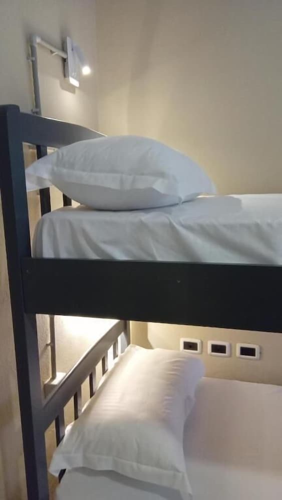 Mandarine Hostel 4