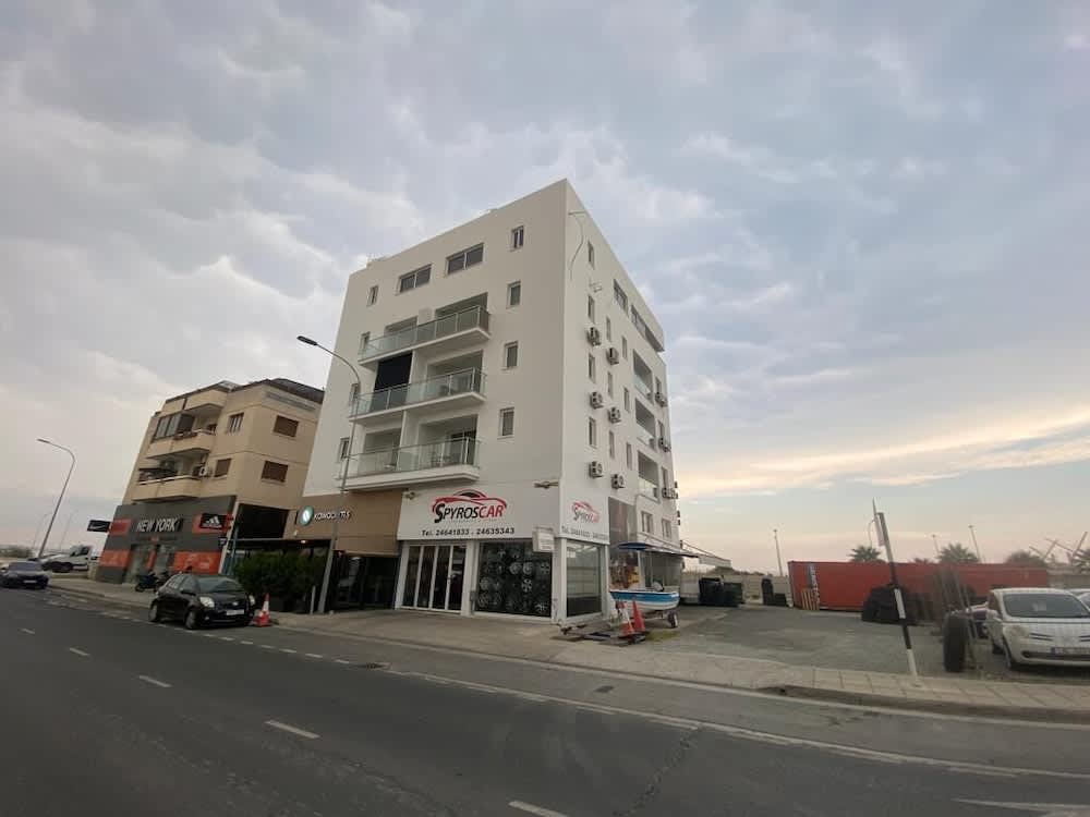 Harbor Apartments in Larnaca 1