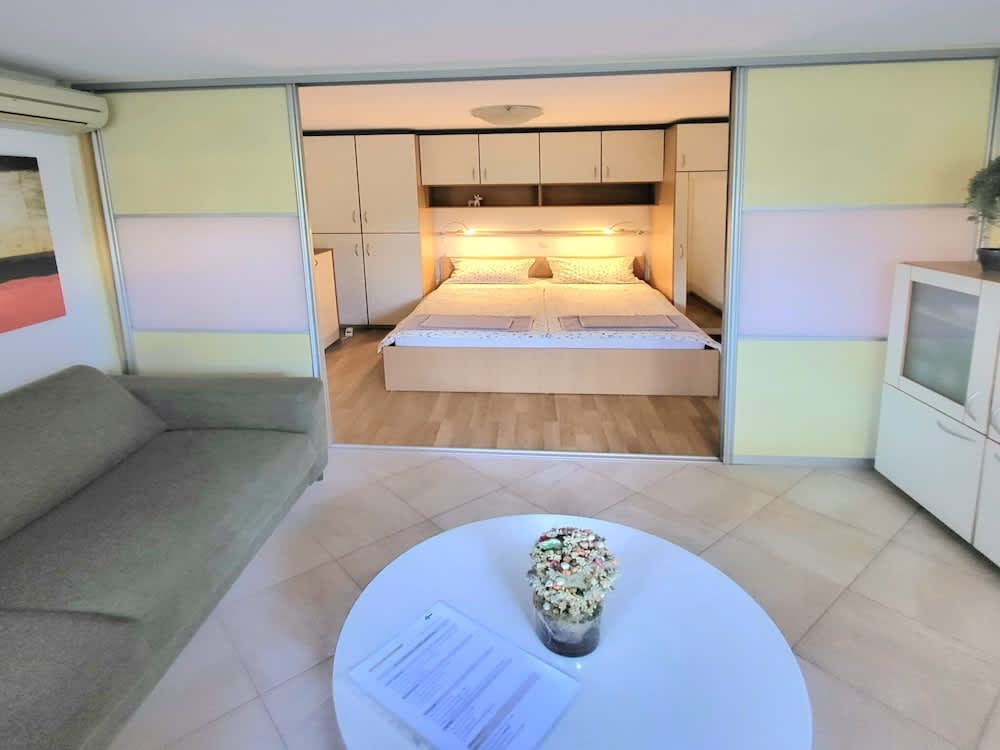 Green Terrace Apartment I 2
