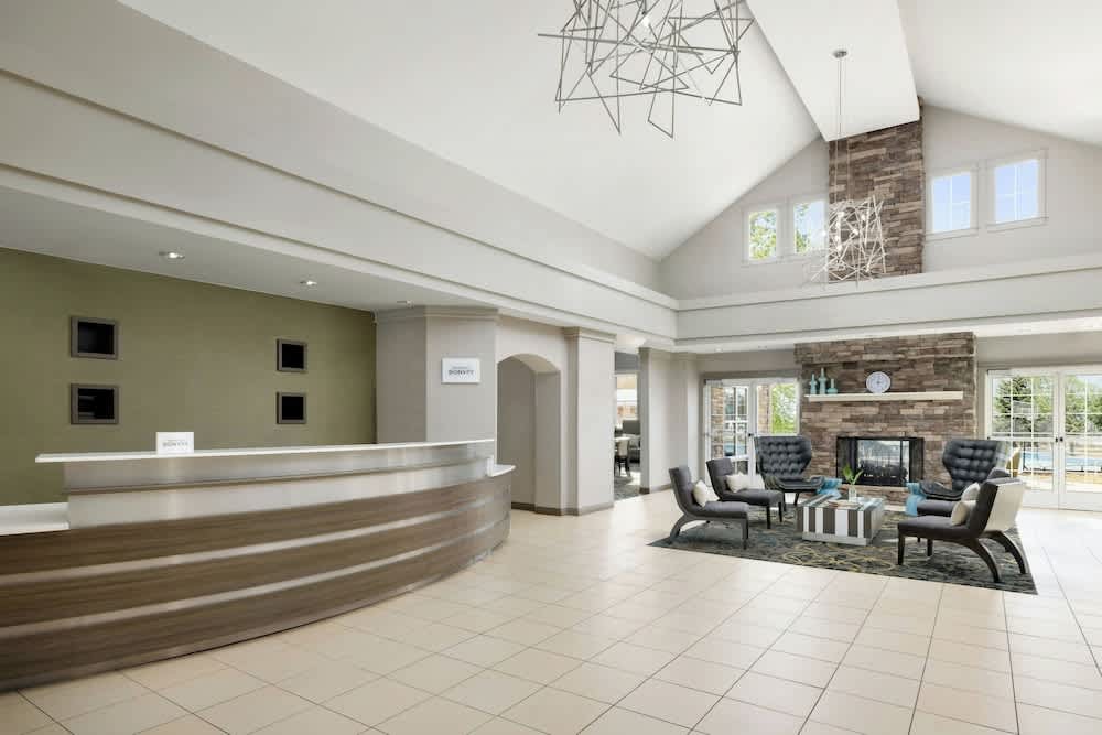 Residence Inn Des Moines West at Jordan Creek Town Center 2