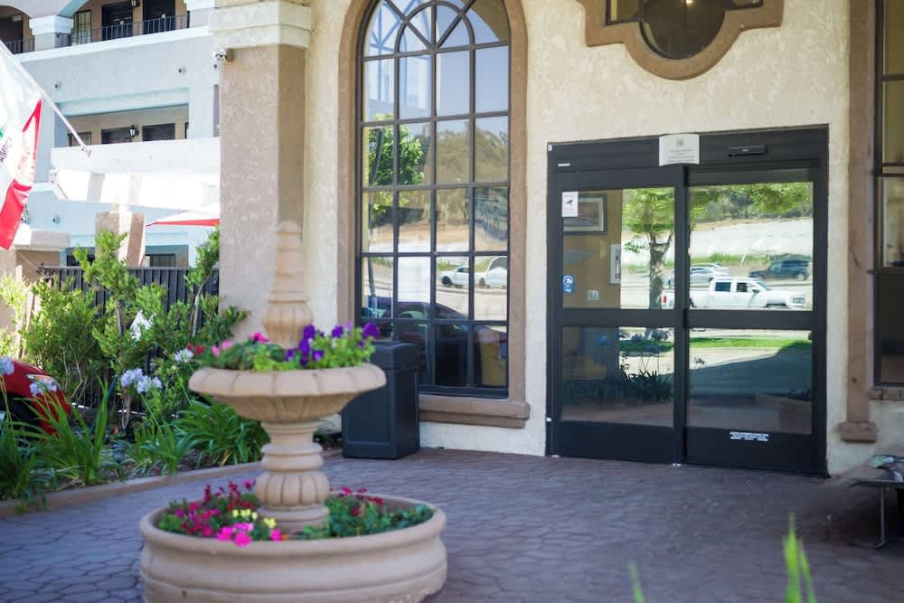 Quality Inn & Suites Camarillo-Oxnard 1