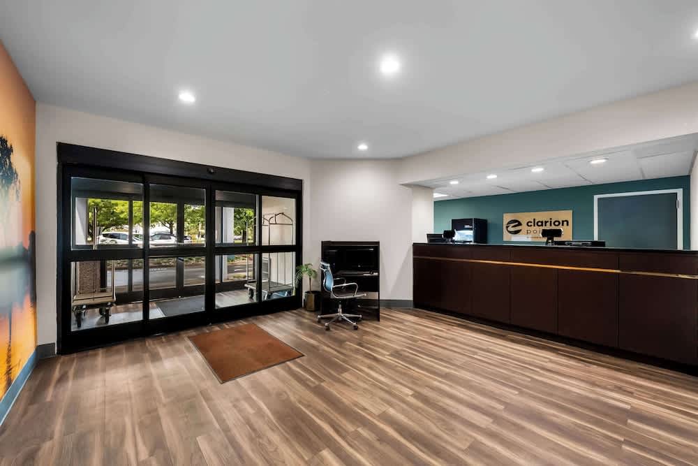 Clarion Pointe Apex - Holly Springs 4