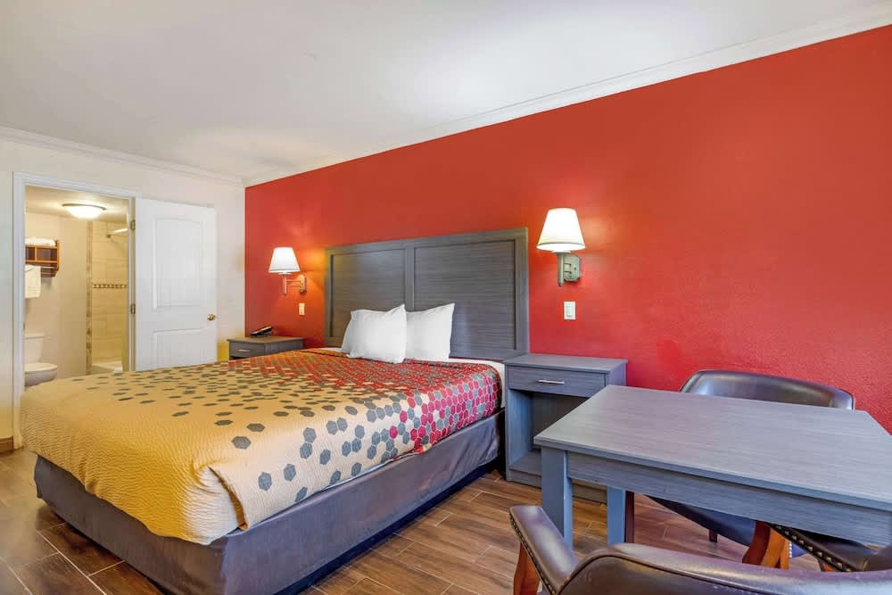 Econo Lodge Moreno Valley 5