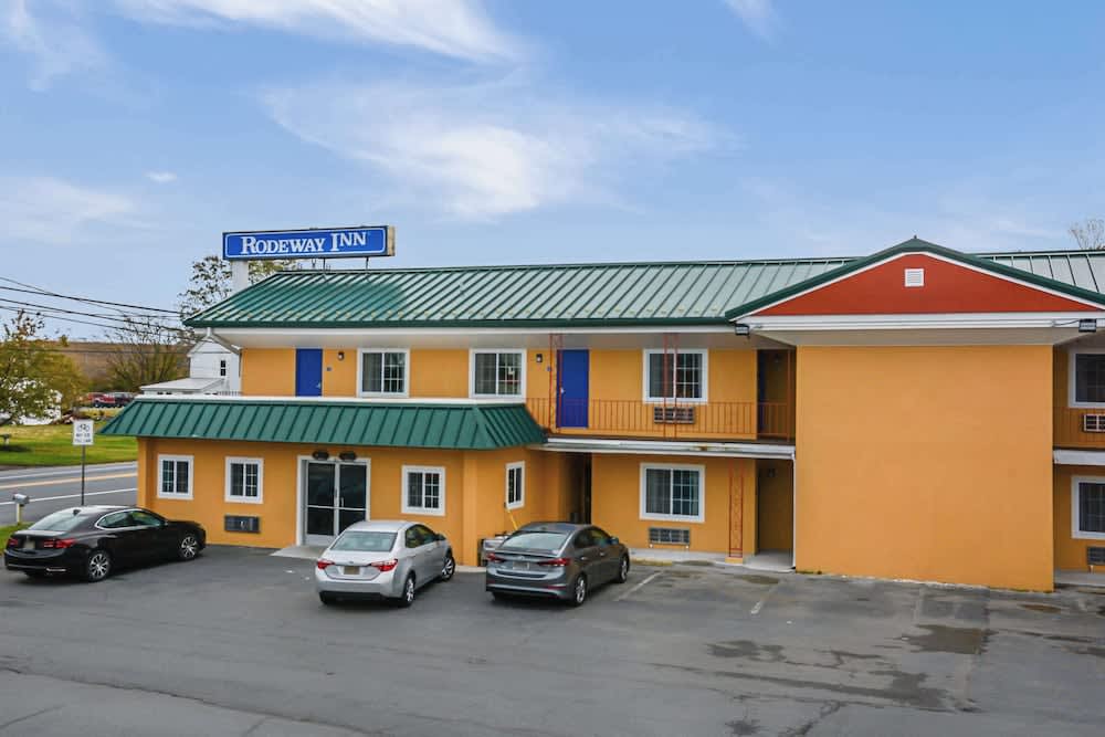Rodeway Inn Milford 1