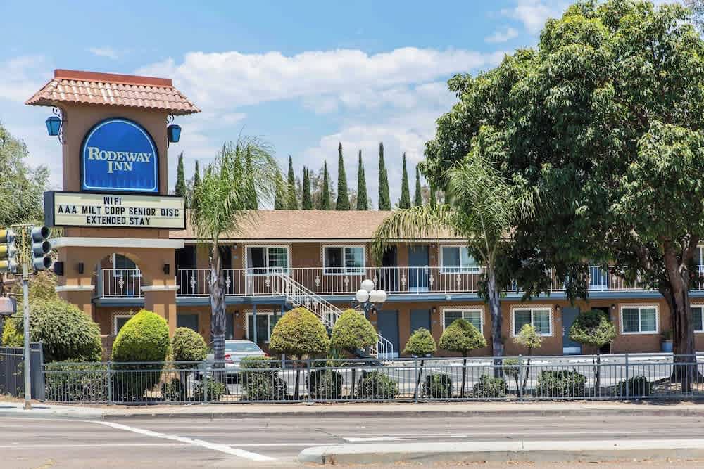 Rodeway Inn Escondido Downtown 1