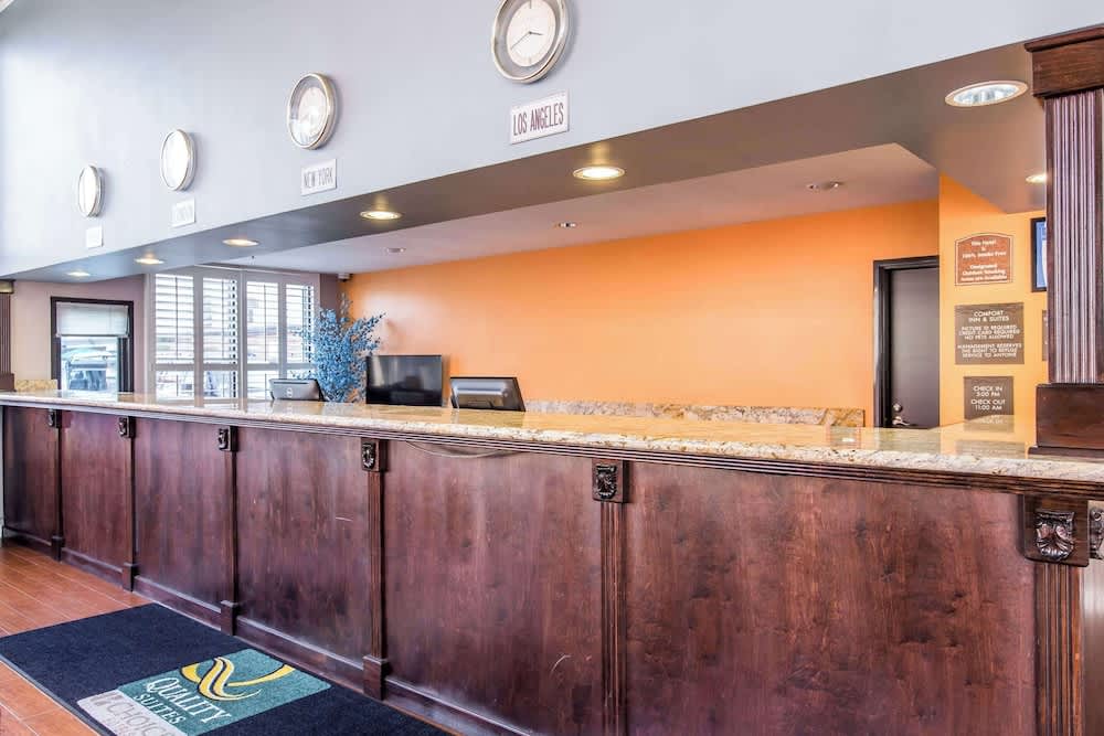 Quality Inn & Suites Bell Gardens-Los Angeles 2