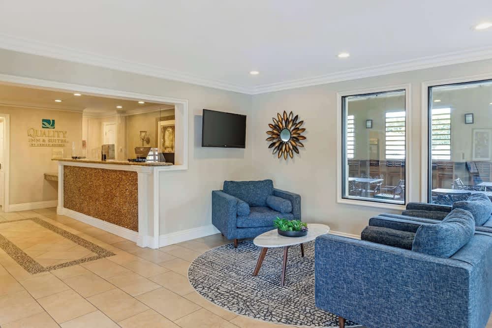 Quality Inn & Suites Anaheim Maingate 2