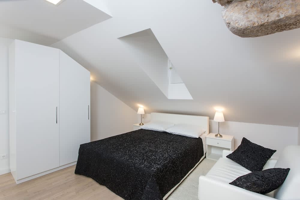 Klarisa Palace Rooms 2