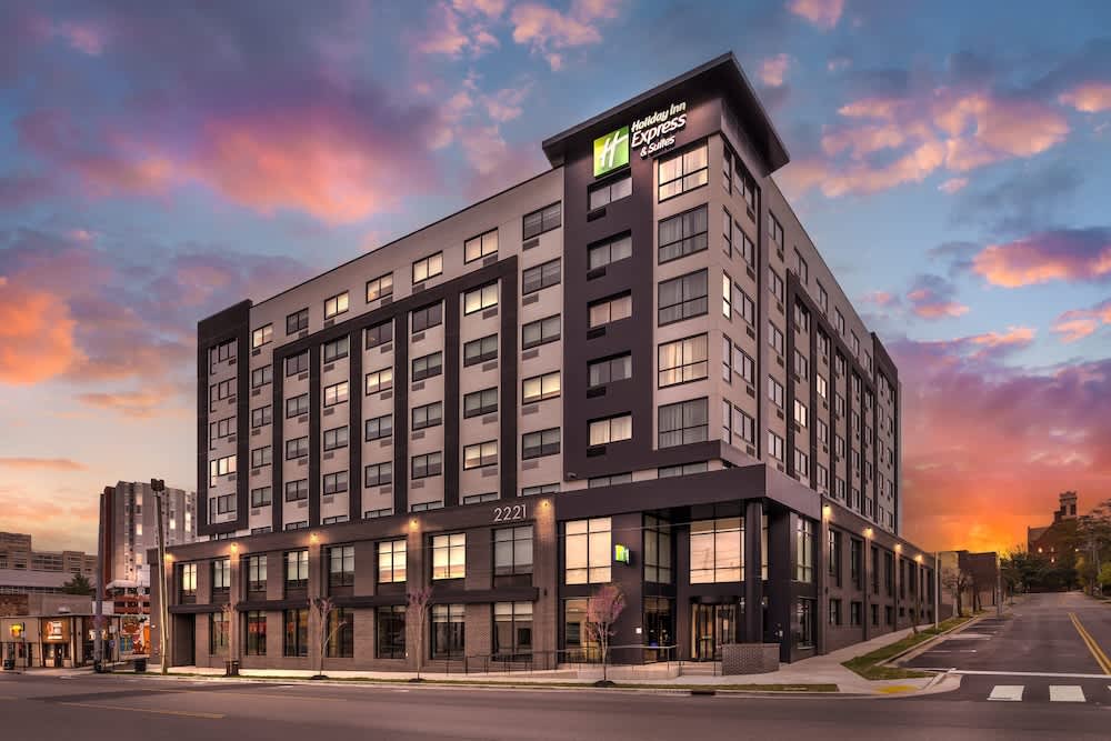 Holiday Inn Express & Suites Nashville West End - Univ Area by IHG 1