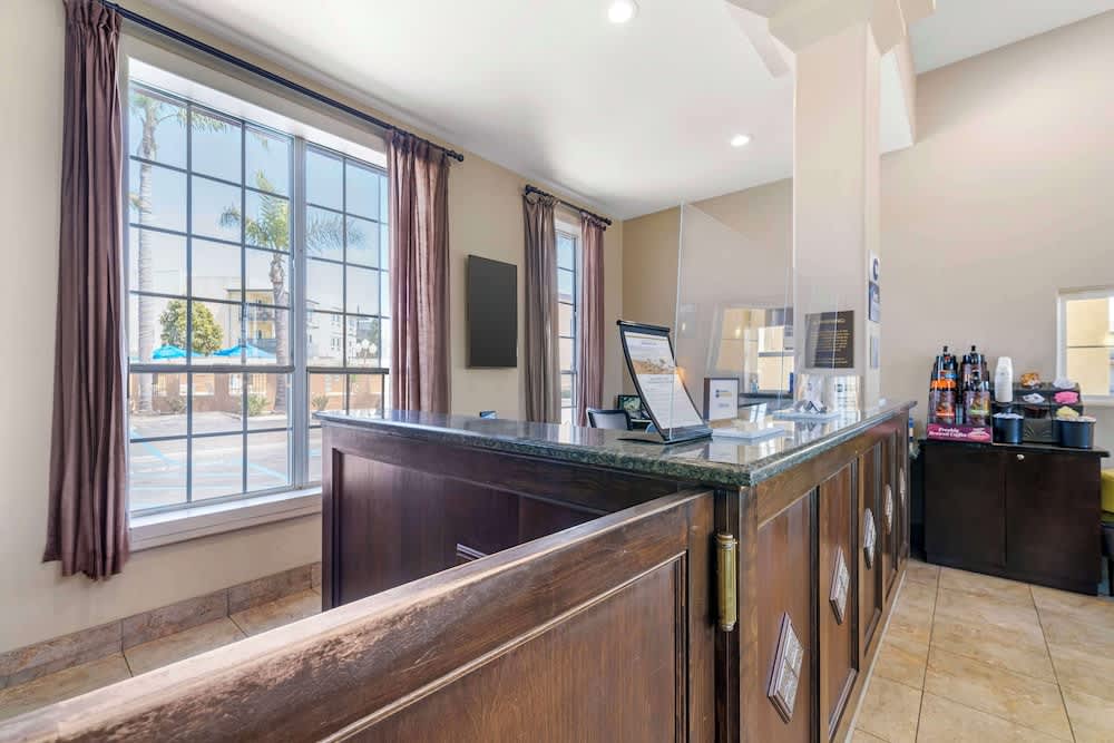 Best Western Oxnard Inn 4