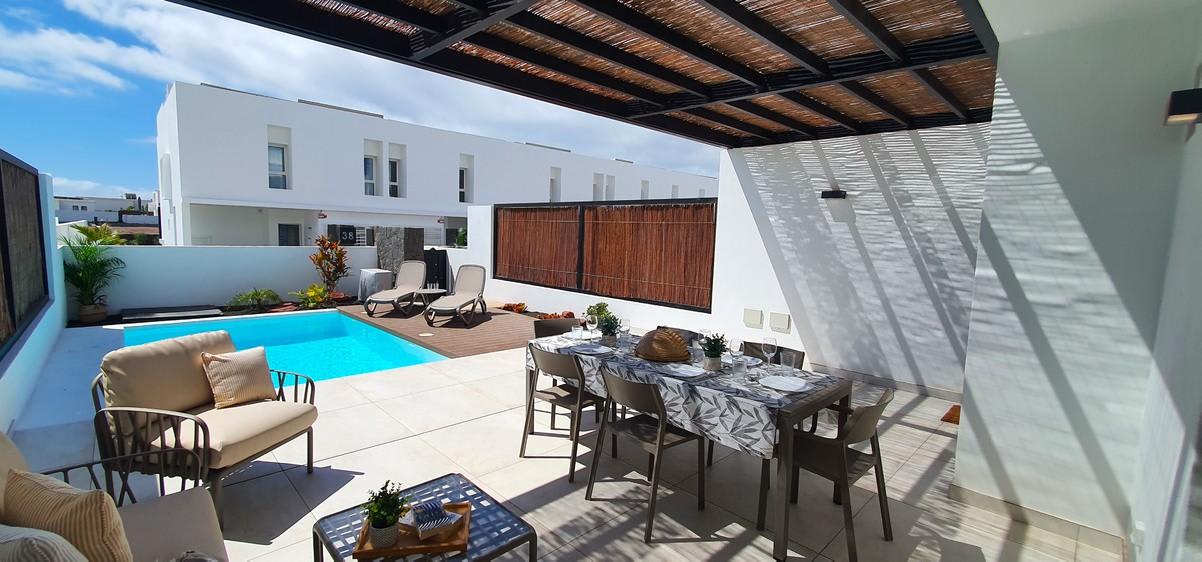 Serena Holiday Homes by LIVVO 5