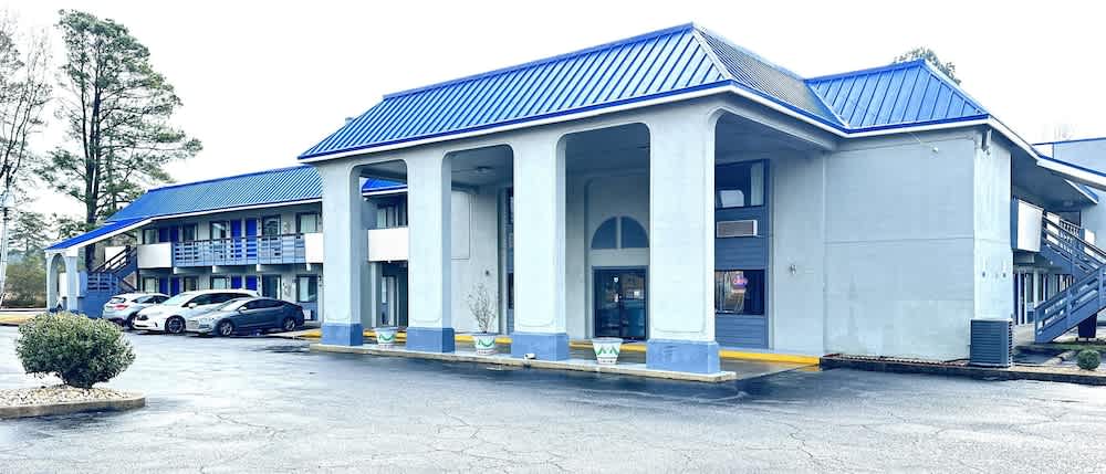 Rodeway Inn & Suites Plymouth Hwy 64 1