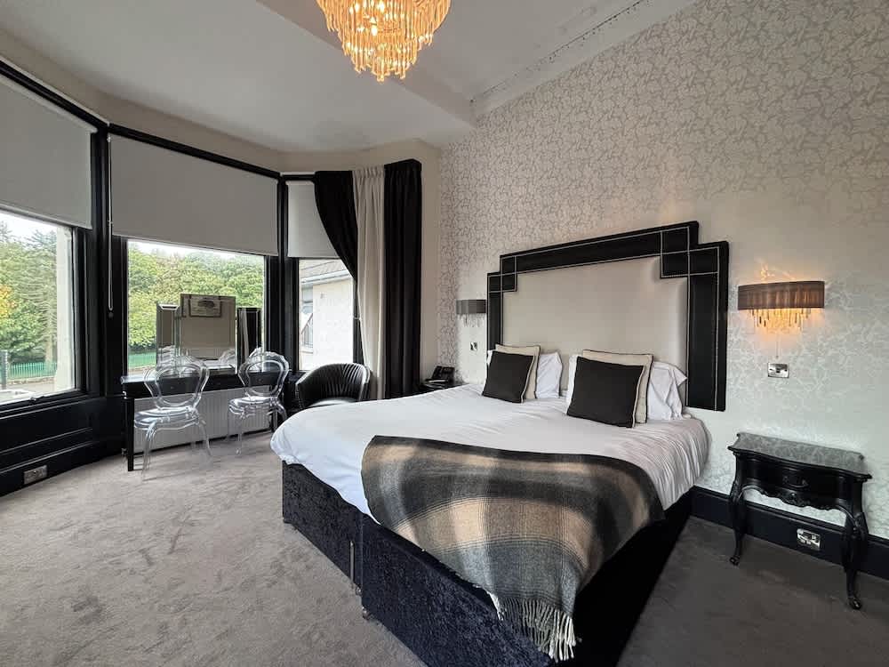 Richmond Park Hotel 1