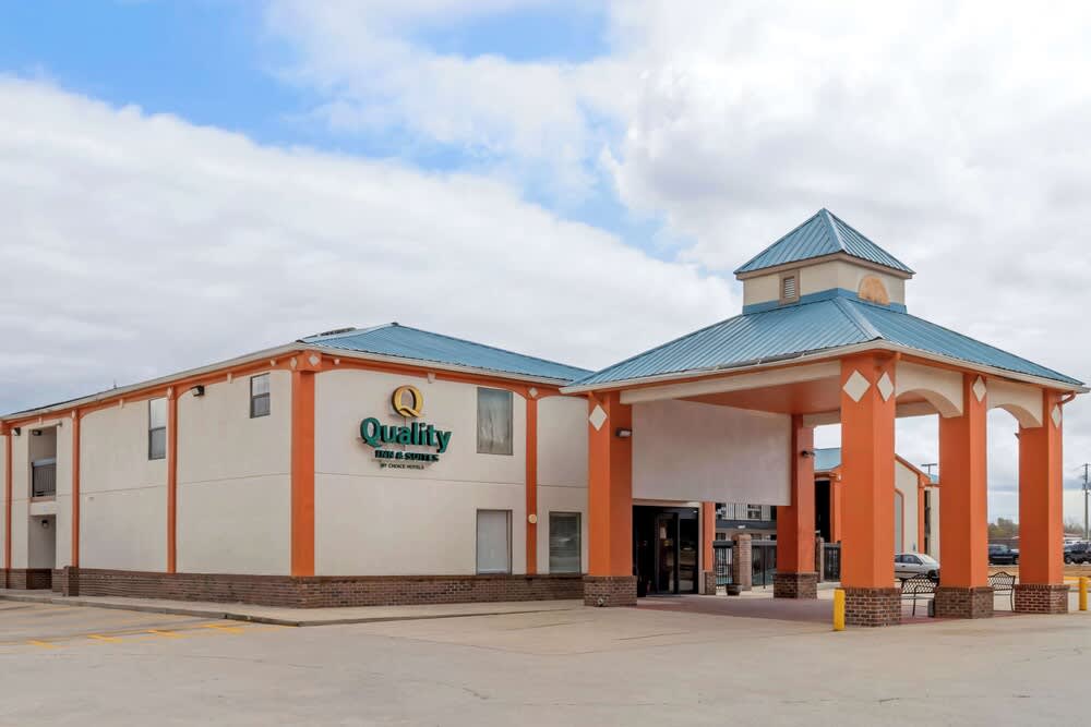 Quality Inn & Suites Decatur Priceville I-65 1