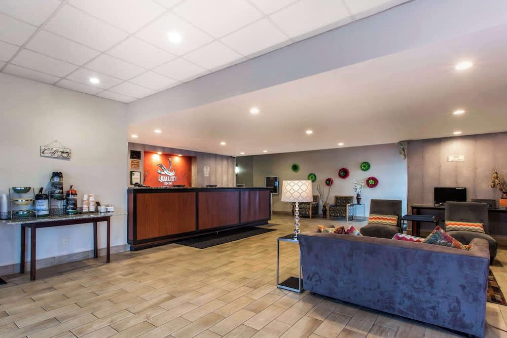 Quality Inn West Springfield 2