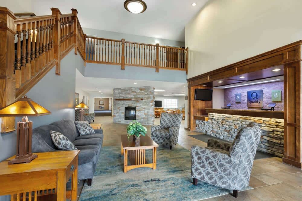 Quality Inn & Suites Fort Madison near Hwy 61 2
