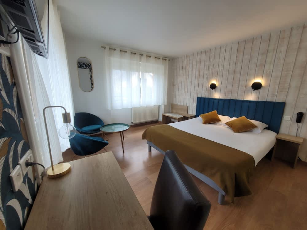 Brit Hotel des Halles 1