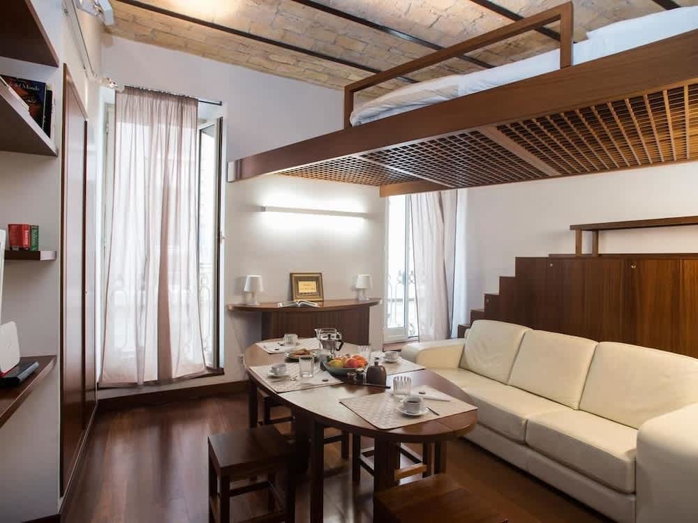 Trevi Fountain - Lovely Loft Apartment 1