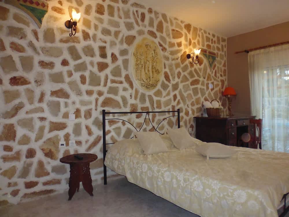 Farkia Exclusive Studios 5