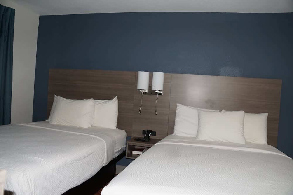 Baymont by Wyndham Kingdom City 4